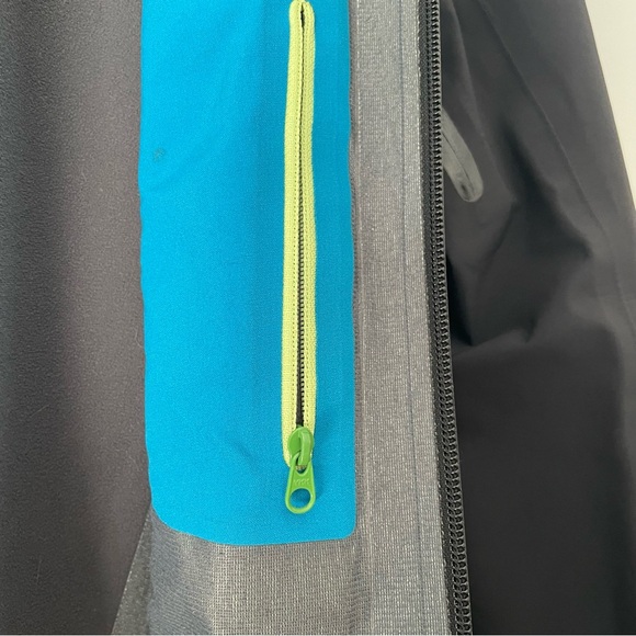 Arc’teryx - Picture 9 of 15